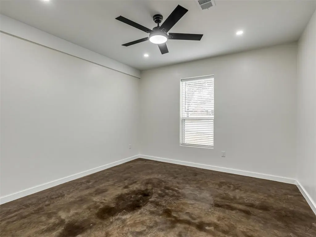 Photo 18 — 14 Hackney Drive, McLoud, OK 74851