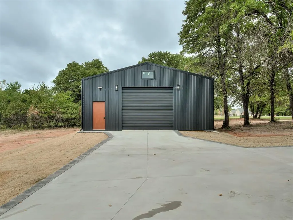 Photo 33 — 14 Hackney Drive, McLoud, OK 74851