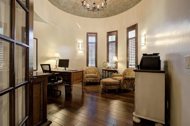 Photo 7 — 4520 Black Horse Road, Norman, OK 73072