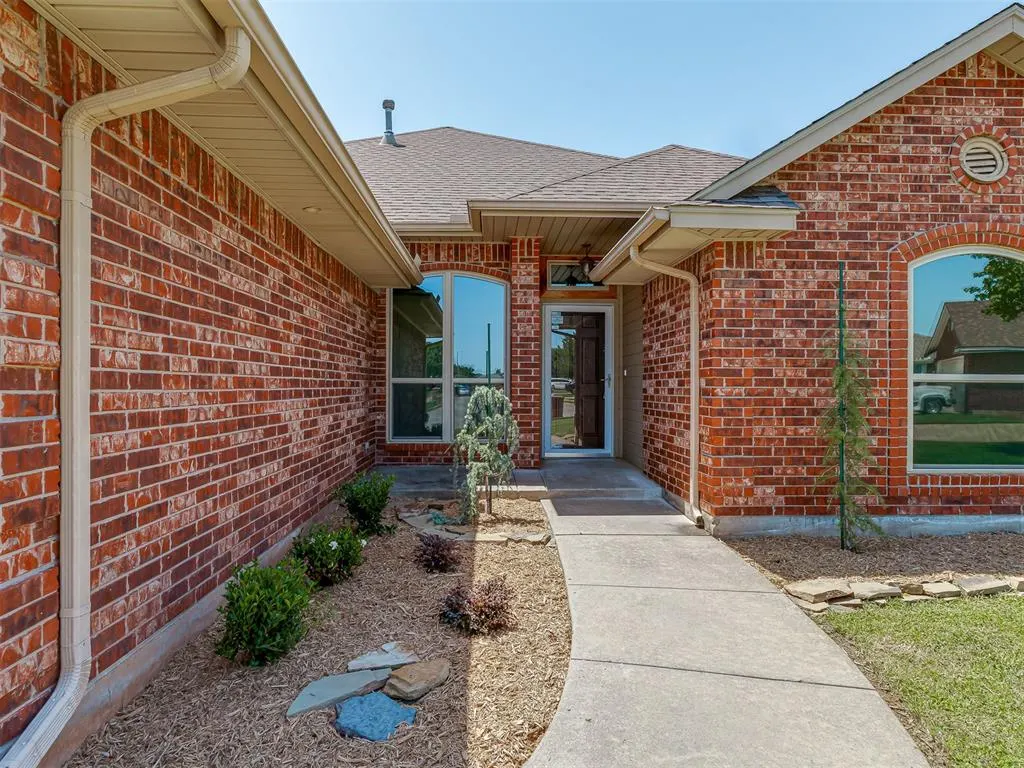 Photo 4 — 24 SW 132nd Street, Oklahoma City, OK 73170