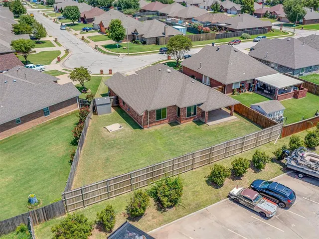 Photo 5 — 24 SW 132nd Street, Oklahoma City, OK 73170