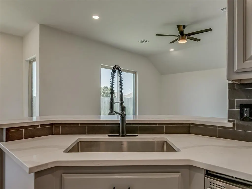 Photo 14 — 24 SW 132nd Street, Oklahoma City, OK 73170