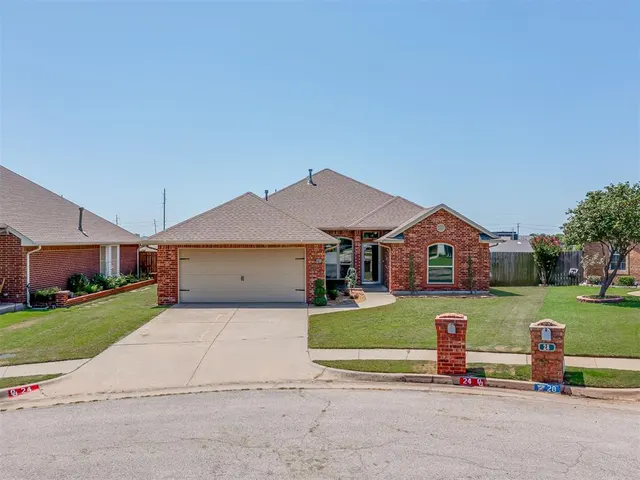 Photo 2 — 24 SW 132nd Street, Oklahoma City, OK 73170