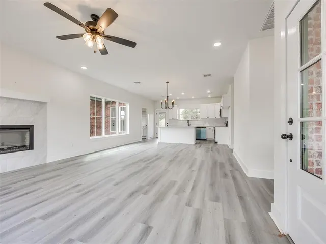 Photo 5 — 10131 S Meadows Lane, Guthrie, OK 73044
