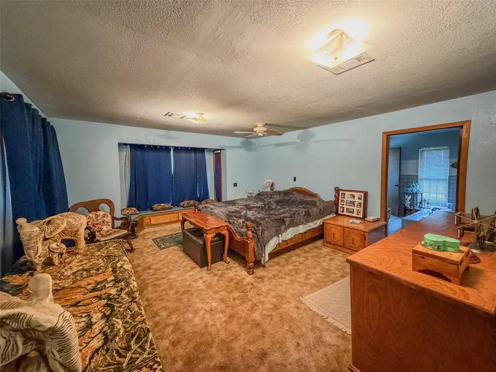 Photo 12 — 8224 Kasbaum Lane, Oklahoma City, OK 73150