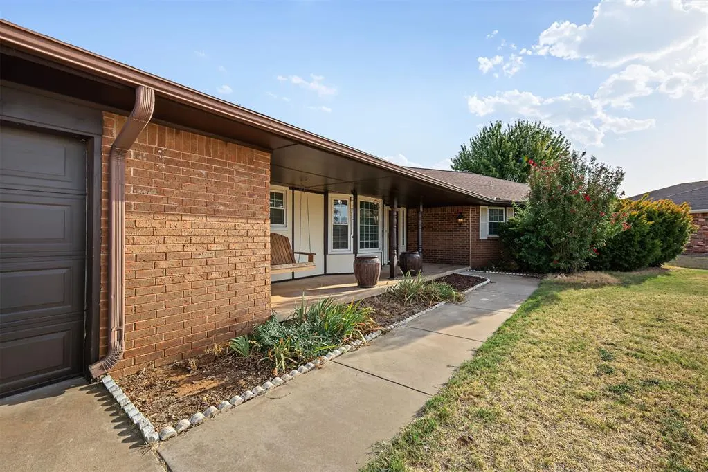 Photo 2 — 1146 Moose Street, Yukon, OK 73099
