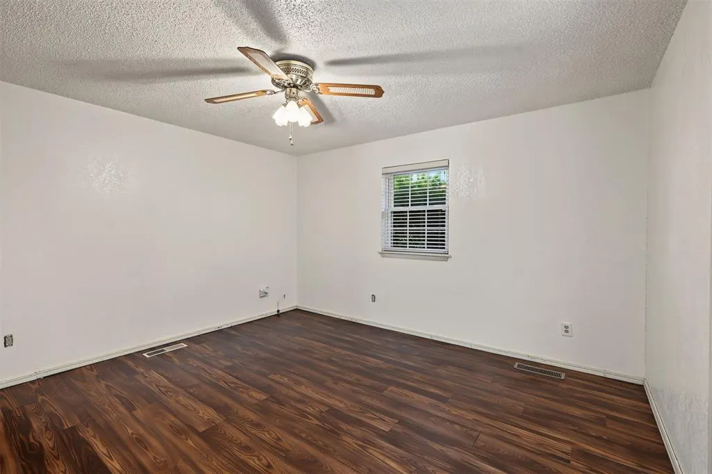Photo 18 — 1146 Moose Street, Yukon, OK 73099