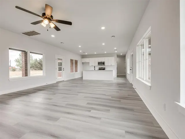 Photo 7 — 10190 S Meadows Lane, Guthrie, OK 73044
