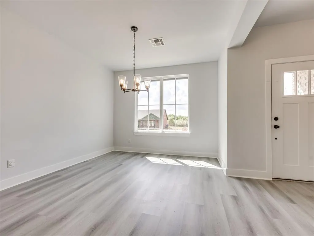Photo 9 — 10130 S Meadows Lane, Guthrie, OK 73044