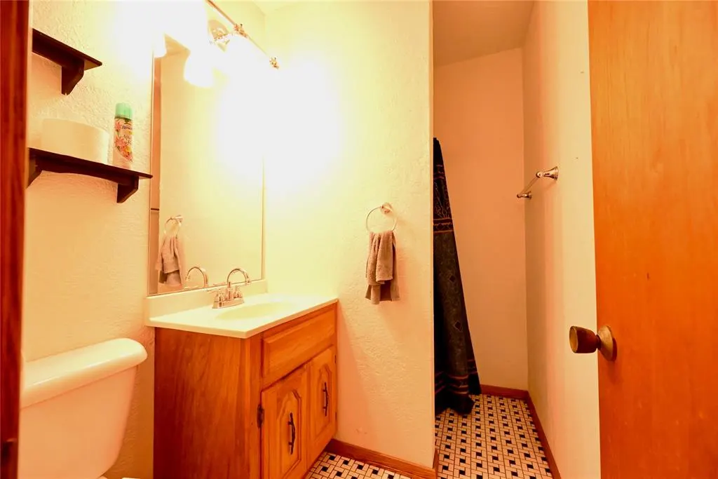 Photo 14 — 815 S 19th Street, Chickasha, OK 73018