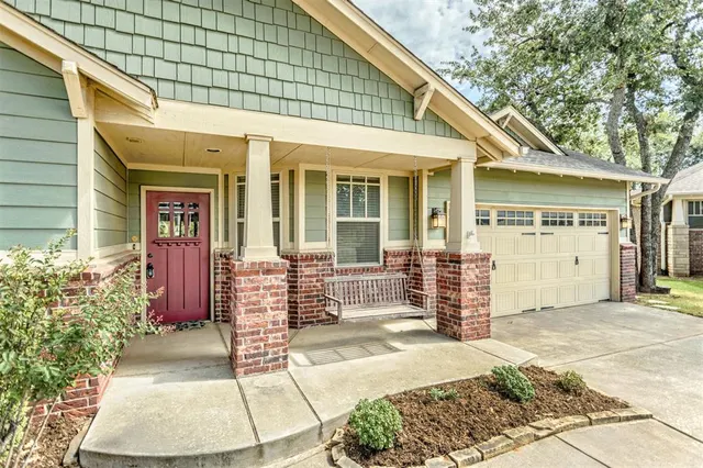 Photo 3 — 4949 Yellow Woods Way, Edmond, OK 73034