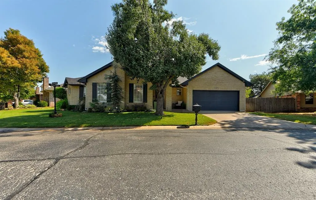 Front exterior — 11900 Barrywood Drive, Oklahoma City, OK 73120