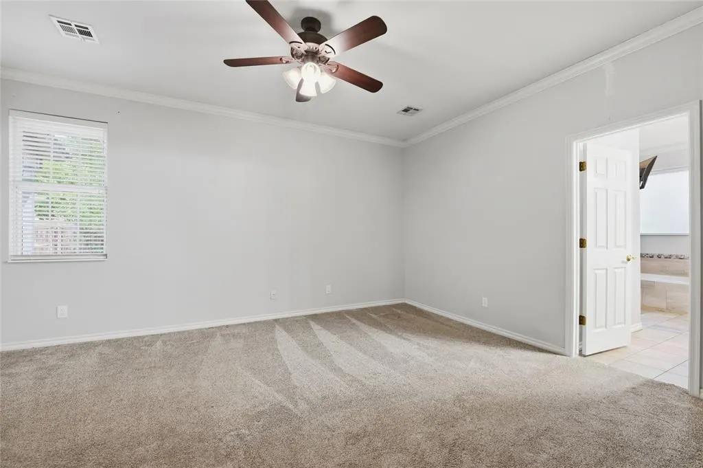 Photo 16 — 11900 Barrywood Drive, Oklahoma City, OK 73120