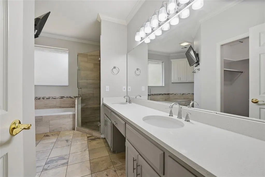Photo 18 — 11900 Barrywood Drive, Oklahoma City, OK 73120