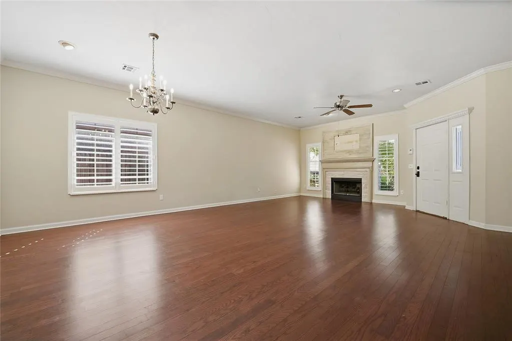 Photo 6 — 11912 Barrywood Drive, Oklahoma City, OK 73120