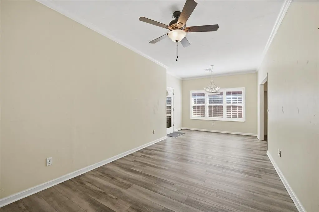 Photo 15 — 11912 Barrywood Drive, Oklahoma City, OK 73120