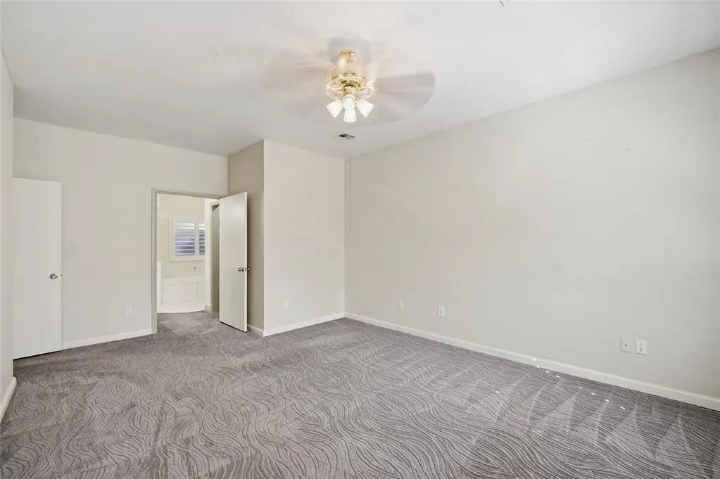 Photo 22 — 11912 Barrywood Drive, Oklahoma City, OK 73120