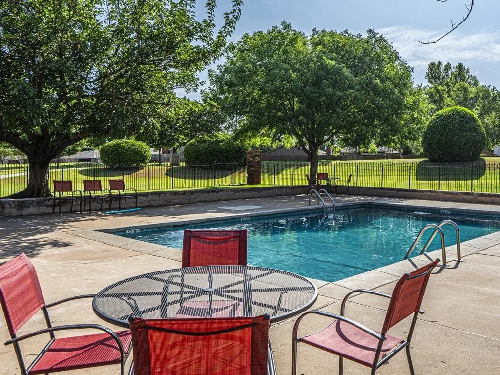 Photo 30 — 11912 Barrywood Drive, Oklahoma City, OK 73120