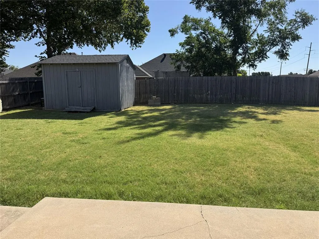 Photo 17 — 13320 Cayman Lane, Oklahoma City, OK 73170