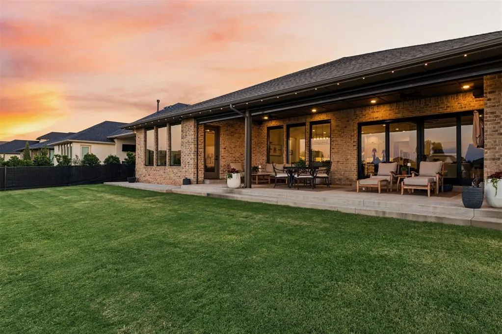 Photo 4 — 2101 Wiregrass Drive, Edmond, OK 73025