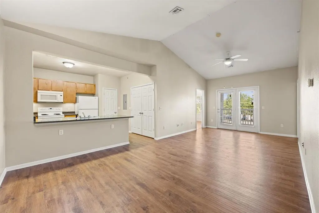 Photo 3 — 2200 Classen Boulevard 11-134, Norman, OK 73071