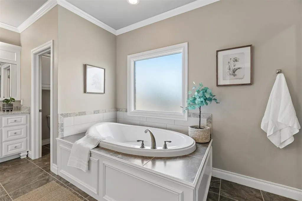 Photo 27 — 5809 NW 159th Street, Edmond, OK 73013