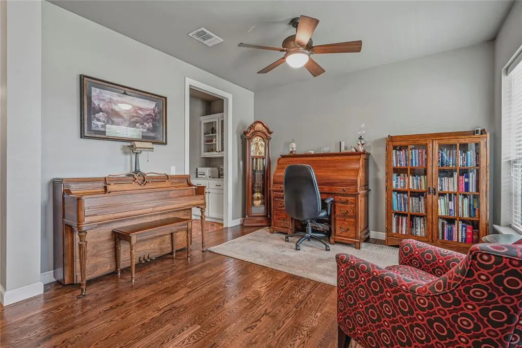 Photo 5 — 113 Chardonnay Lane, Norman, OK 73071