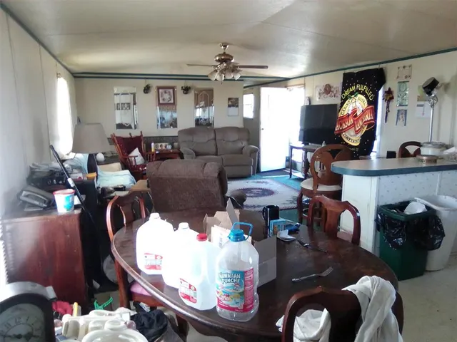 Photo 3 — 410 N N Avenue, Newkirk, OK 74647
