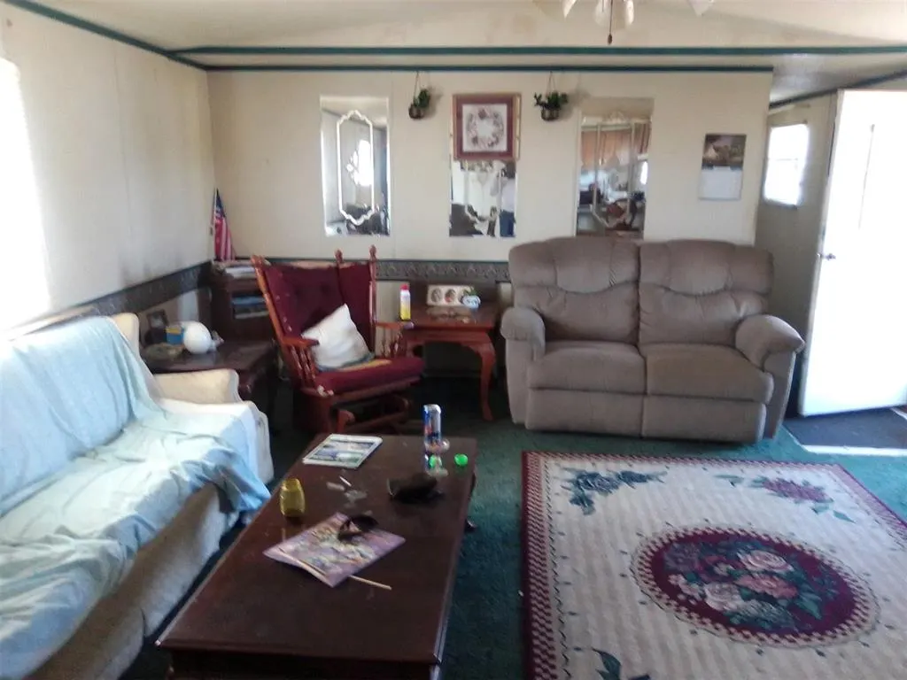 Photo 5 — 410 N N Avenue, Newkirk, OK 74647