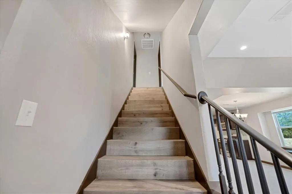 Photo 9 — 1825 N Myers Terrace, Oklahoma City, OK 73141