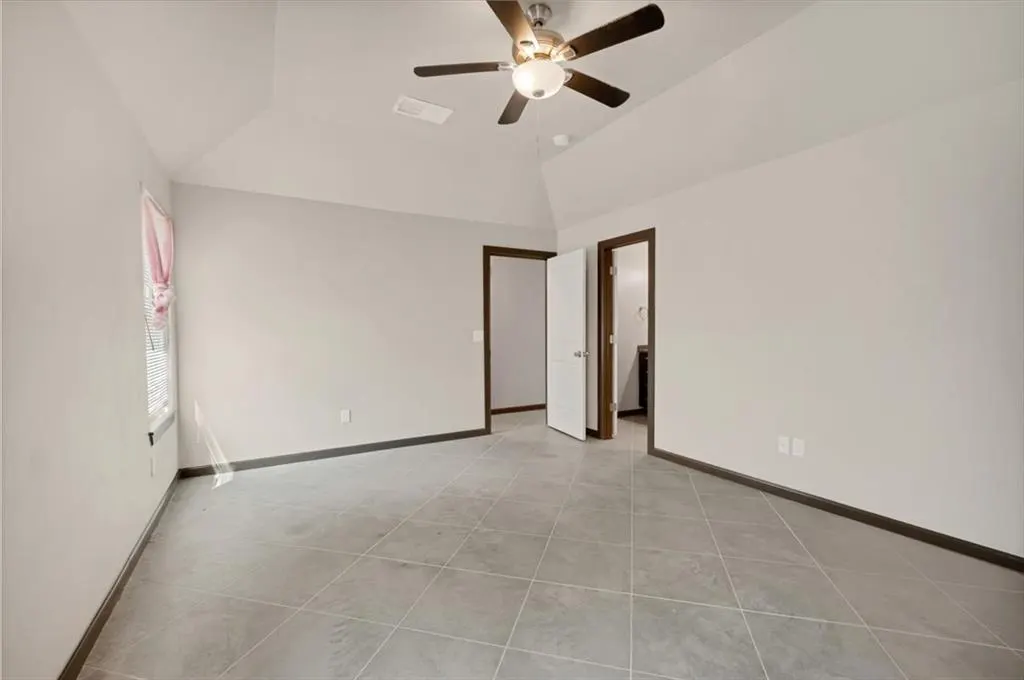 Photo 32 — 1825 N Myers Terrace, Oklahoma City, OK 73141