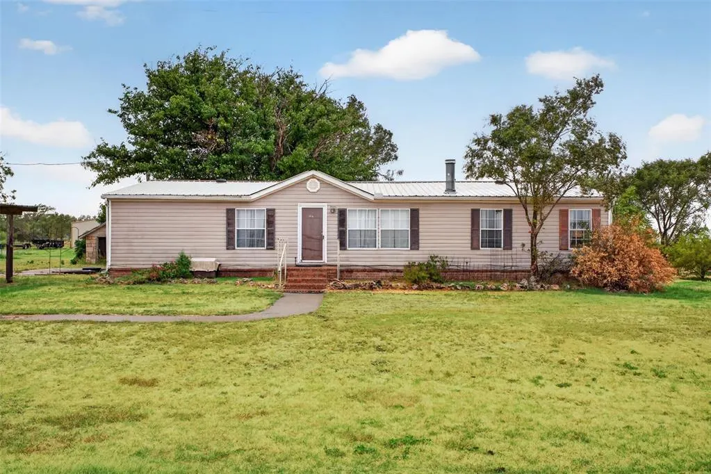Front exterior — 12689 N 1850 Road, Sayre, OK 73662