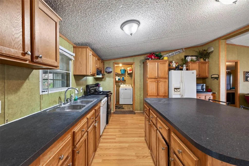Photo 12 — 12689 N 1850 Road, Sayre, OK 73662