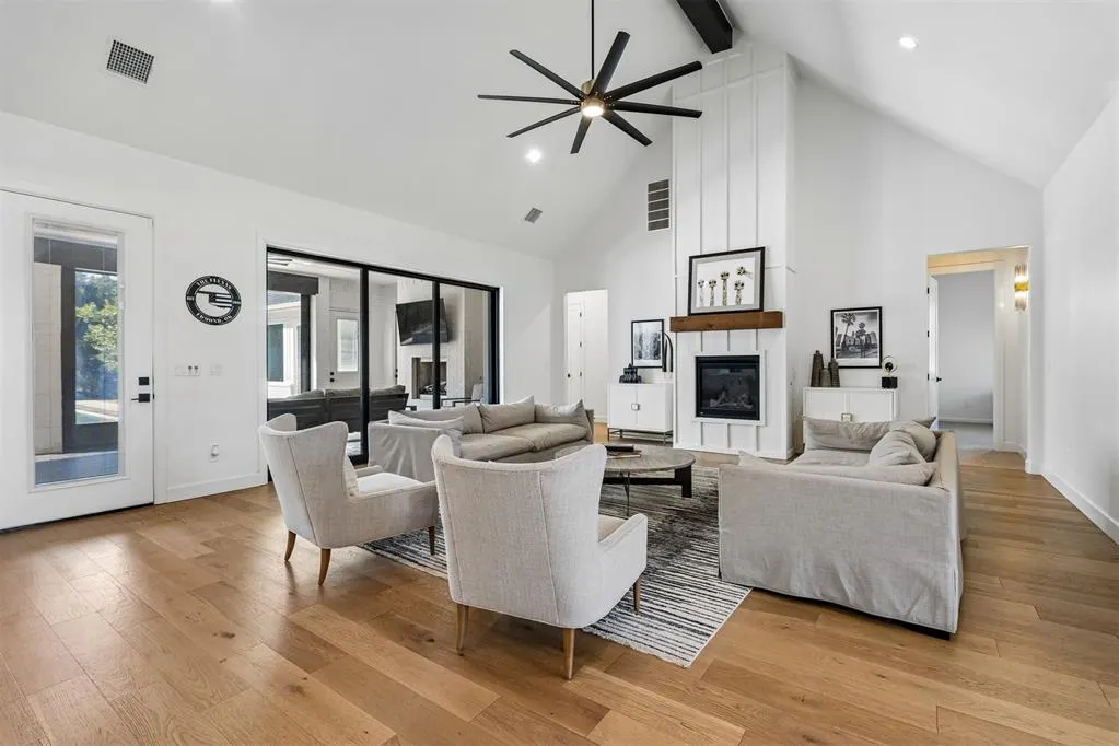 Photo 7 — 330 Old Farm Road, Edmond, OK 73034