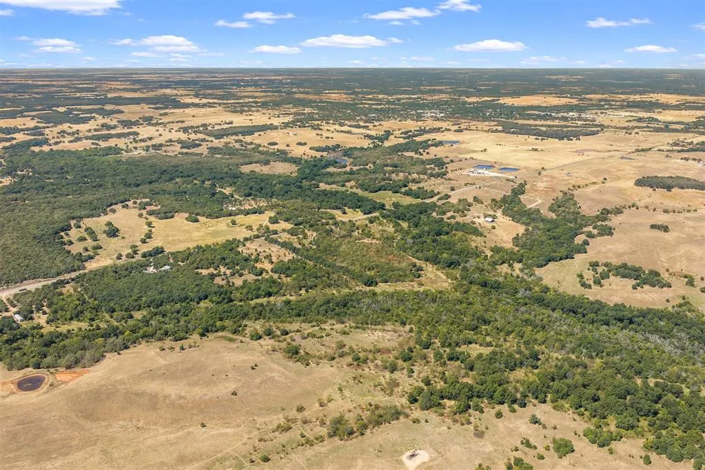 Photo 2 — 4490 Dillard Road, Wilson, OK 73463