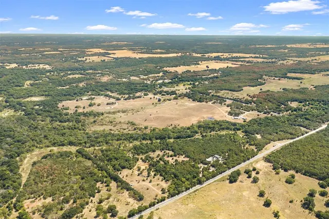 Photo 5 — 4490 Dillard Road, Wilson, OK 73463