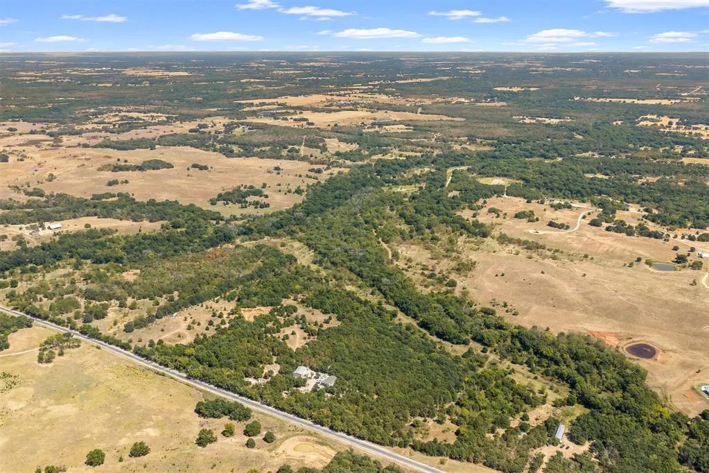 Photo 7 — 4490 Dillard Road, Wilson, OK 73463