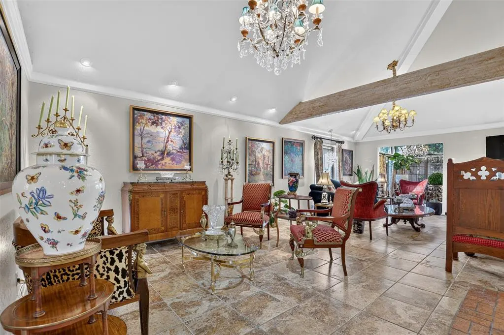 Photo 9 — 3605 Meadow Lark Lane, Oklahoma City, OK 73120