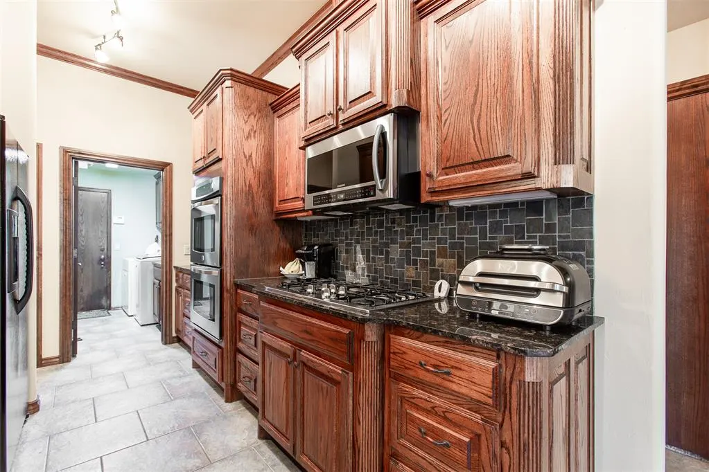 Photo 9 — 12617 Lapis Lane, Oklahoma City, OK 73170