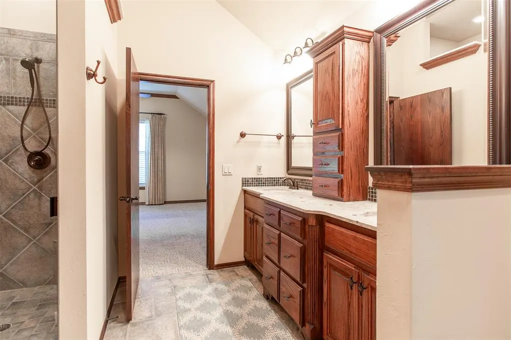 Photo 16 — 12617 Lapis Lane, Oklahoma City, OK 73170