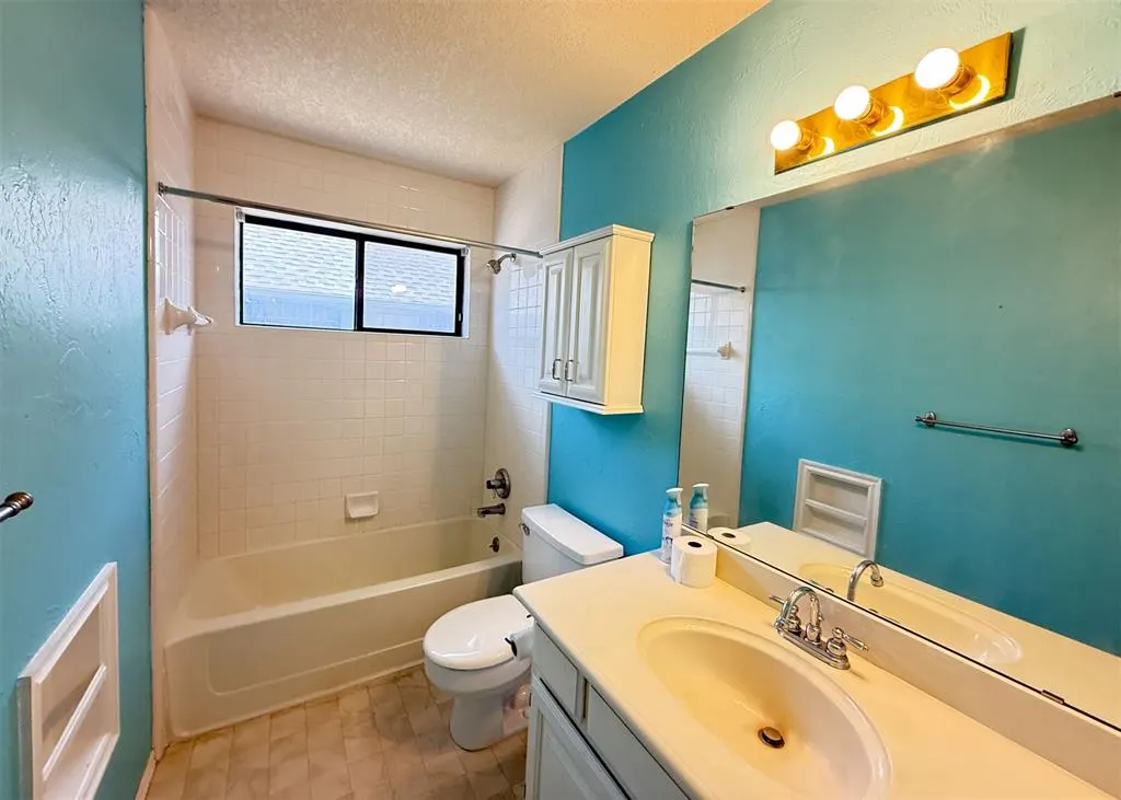 Photo 13 — 6512 NW 131st Street, Oklahoma City, OK 73142