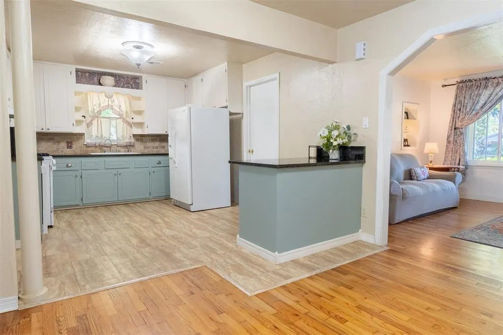 Photo 9 — 725 N Ash, Pauls Valley, OK 73075