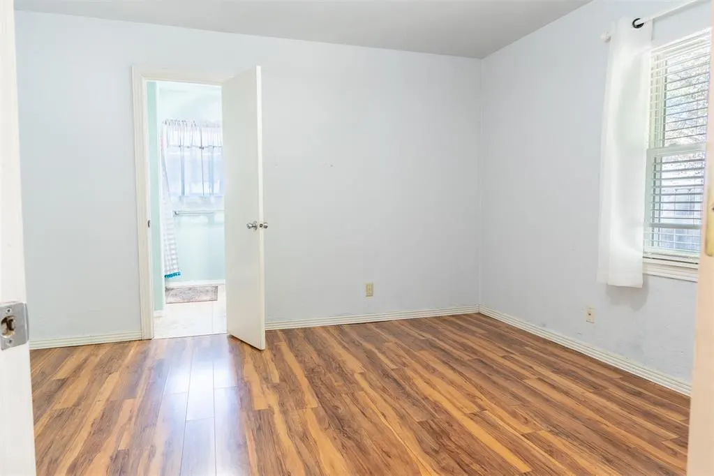 Photo 14 — 725 N Ash, Pauls Valley, OK 73075