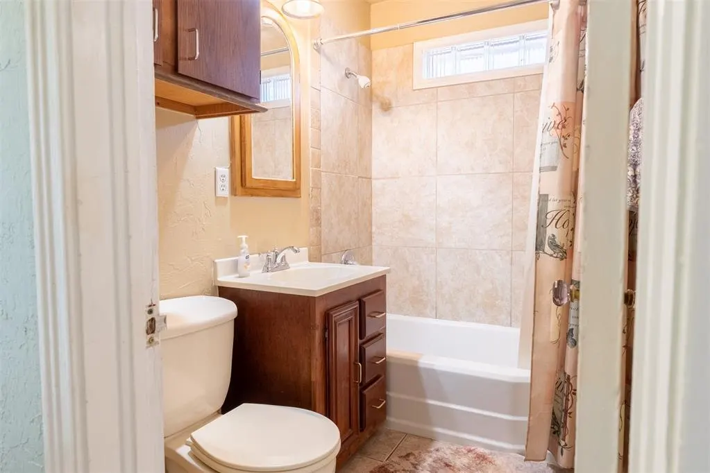 Photo 20 — 725 N Ash, Pauls Valley, OK 73075