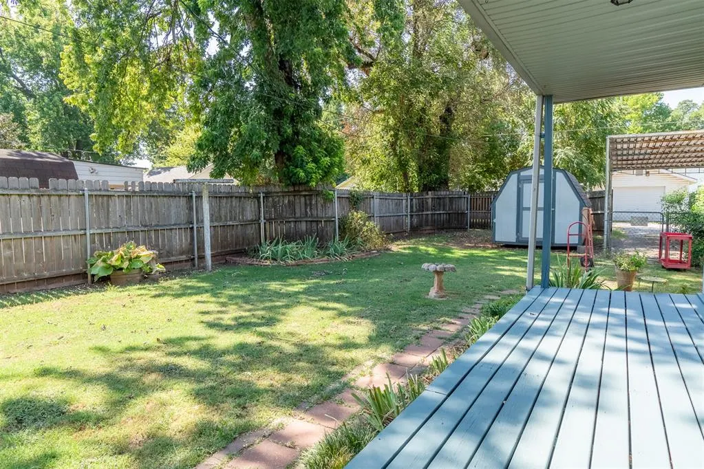 Photo 22 — 725 N Ash, Pauls Valley, OK 73075