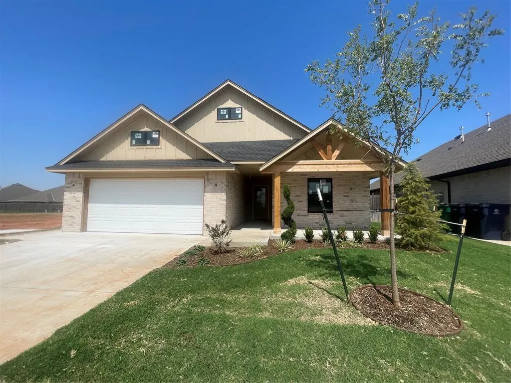 Photo 2 — 14808 Mackay Lane, Oklahoma City, OK 73142
