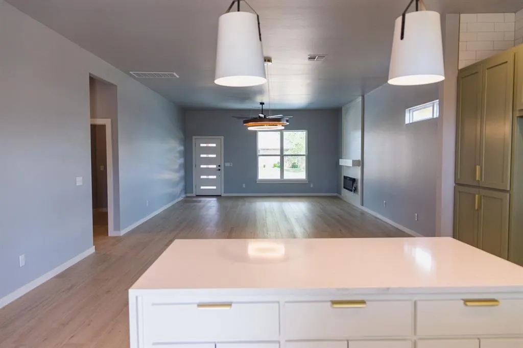 Photo 6 — 905 S Howard Avenue, Moore, OK 73160