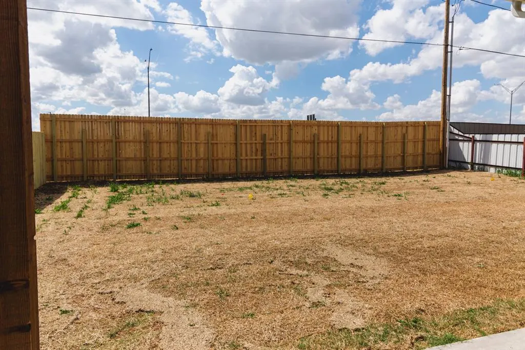 Photo 23 — 905 S Howard Avenue, Moore, OK 73160