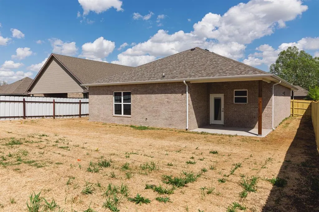 Photo 24 — 905 S Howard Avenue, Moore, OK 73160