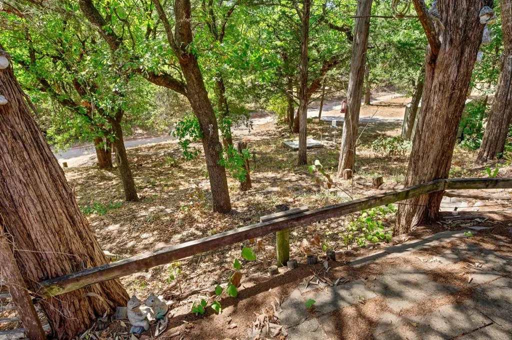 Photo 5 — 22020 W Seventh Street, Hinton, OK 73047